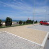 Granit Bürgersteig neben dem Strand