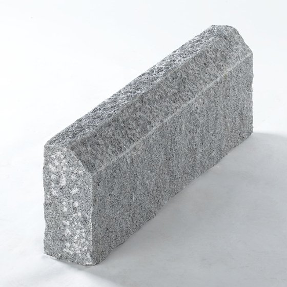 Bordure en granit gris du Portugal