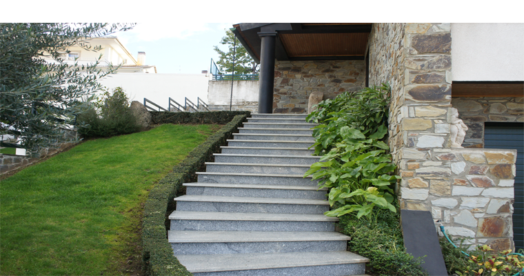 Escalier de granit